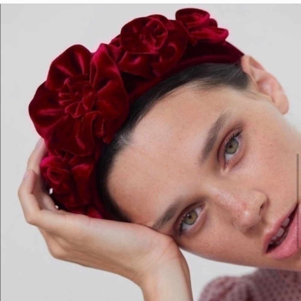 NWOT Zara cranberry Red floral head band